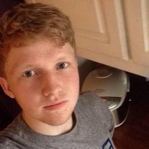 Meet your Posher, Adam